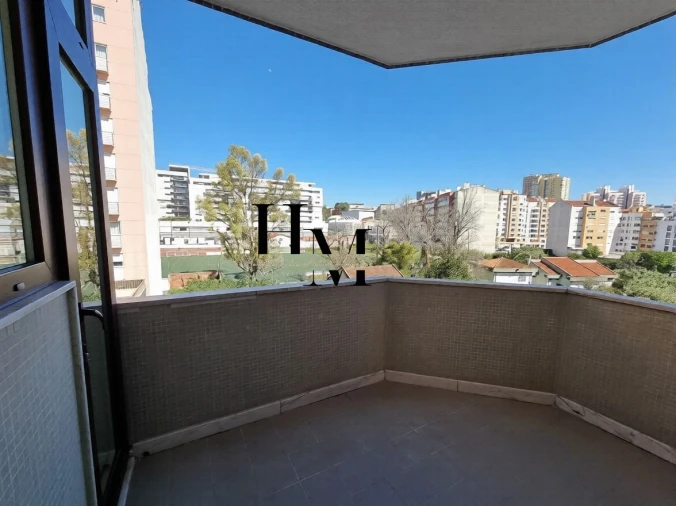 Apartamento T3 para Venda em São Domingos de Benfica Foto 30