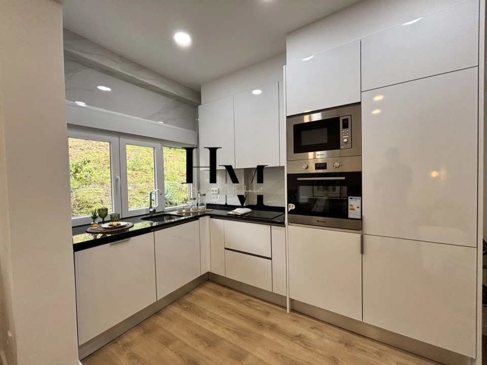 Apartamento T2 para Venda em Benfica Foto 4