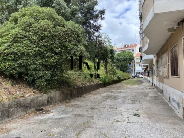 Apartamento T2 para Venda em Benfica