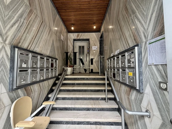 Apartamento T2 para Venda em Benfica Foto 16