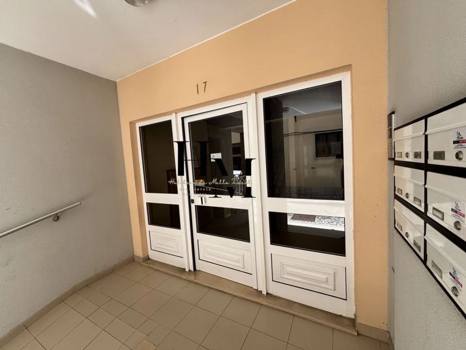Apartamento T1 para Venda em Santa Maria, São Pedro e Matacães Foto 3