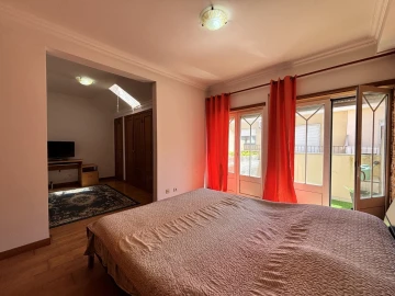 Apartamento T1 para Venda em Santa Maria, São Pedro e Matacães