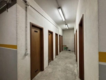 Apartamento T1 para Venda em Santa Maria, São Pedro e Matacães