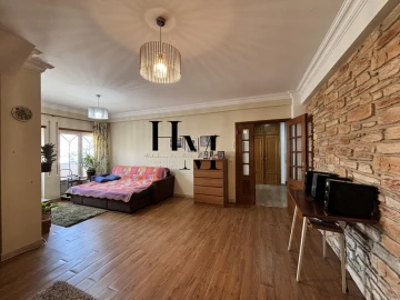 Apartamento T1 para Venda em Santa Maria, São Pedro e Matacães