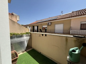 Apartamento T1 para Venda em Santa Maria, São Pedro e Matacães