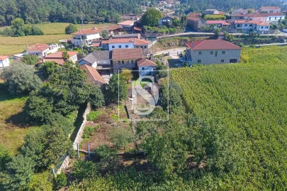 Moradia T3 para Venda em Cambeses