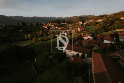 Moradia T0 para Venda em Paradela, Contim e Fiães