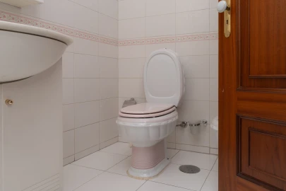 Moradia T6 para Venda em Arcozelo