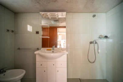 Moradia T4 para Venda em Galegos (Santa Maria)