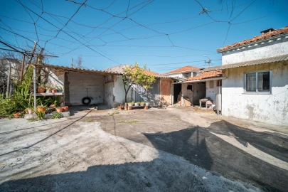 Moradia T4 para Venda em Galegos (Santa Maria)