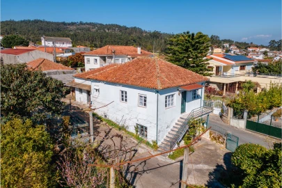 Moradia T4 para Venda em Galegos (Santa Maria)