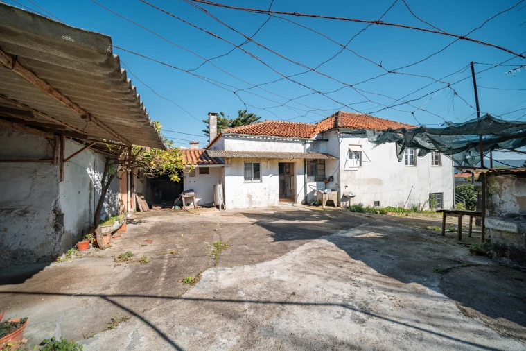Moradia T4 para Venda em Galegos (Santa Maria) Foto 3