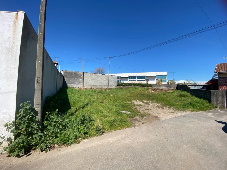 Terreno para Venda em Airo Foto 2