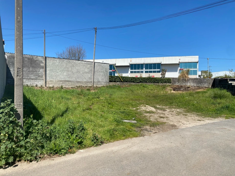 Terreno para Venda em Airo Foto 3