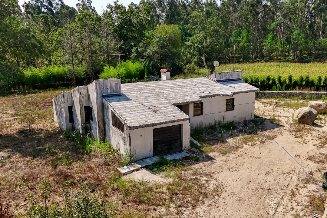 Moradia T3 para Venda em Vila Cova e Feitos Foto 18