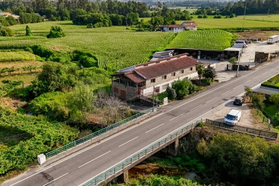 Moradia T4 para Venda em Cossourado