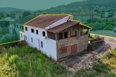 Moradia T4 para Venda em Cossourado