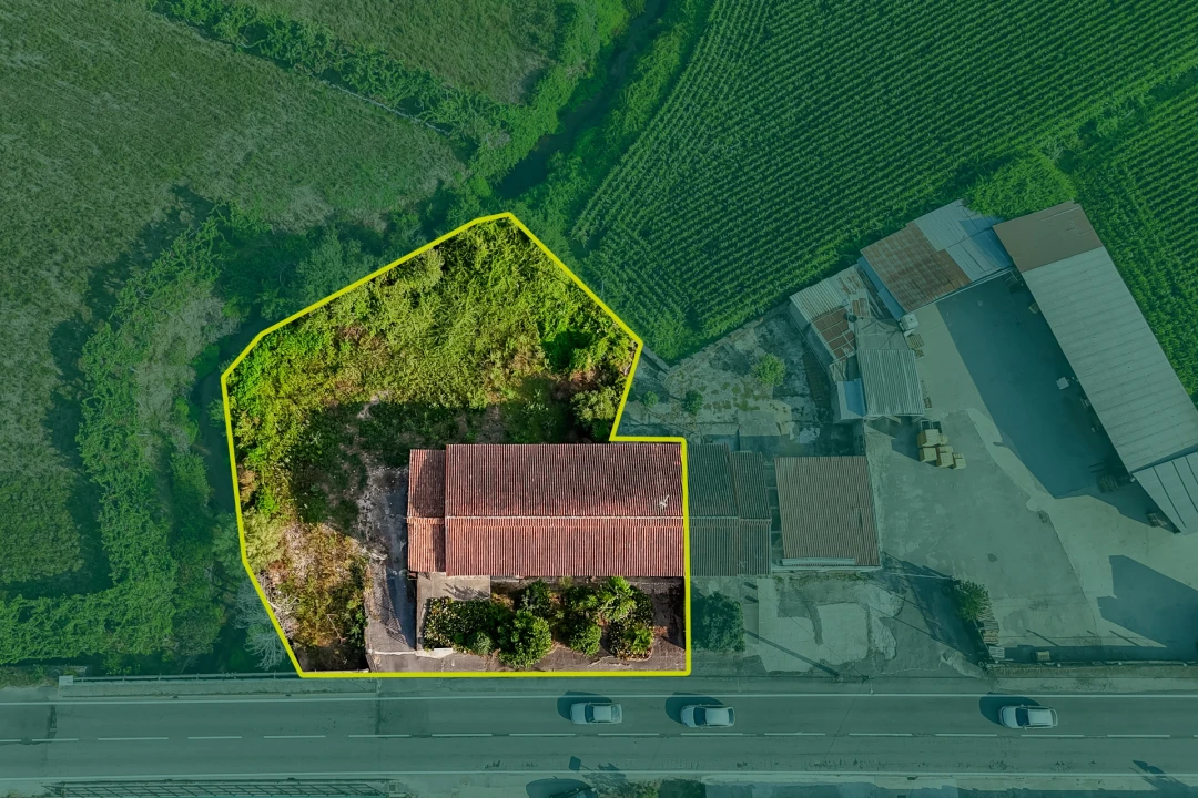 Moradia T4 para Venda em Cossourado Foto 30
