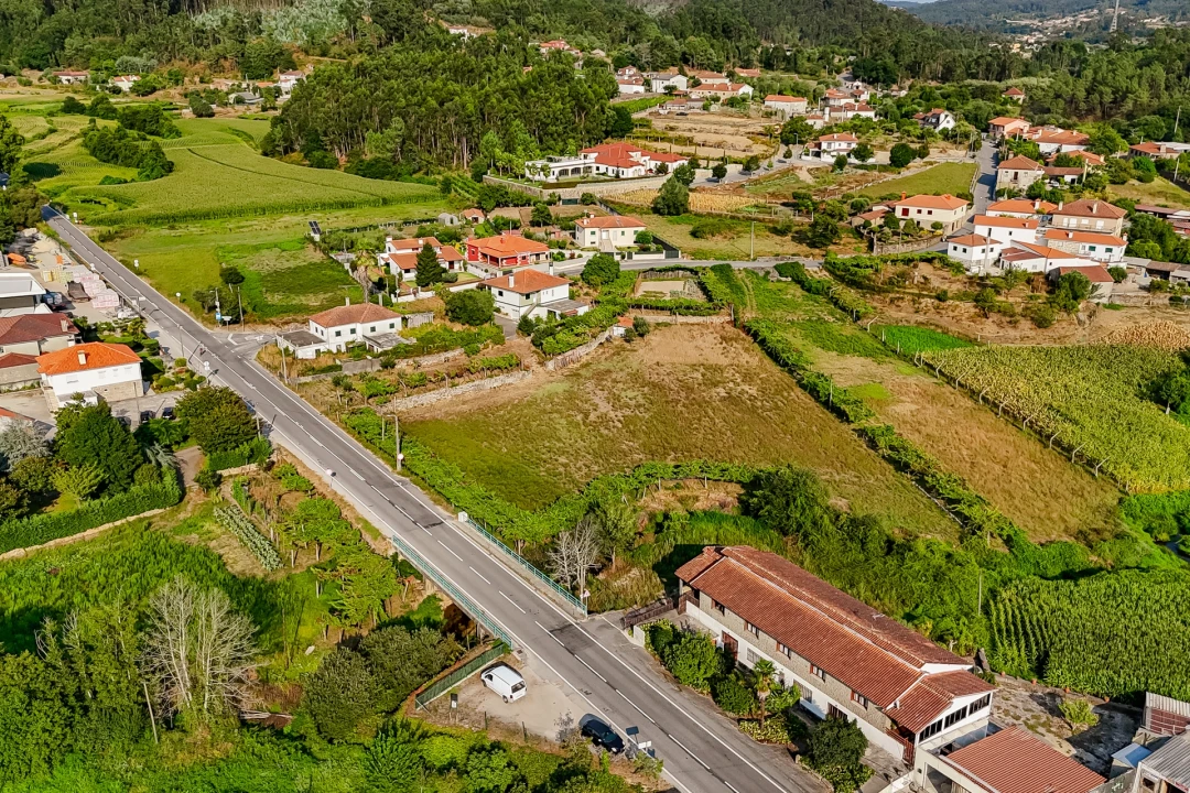 Moradia T4 para Venda em Cossourado Foto 43