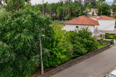 Terreno para Venda em Tamel (São Verissimo)