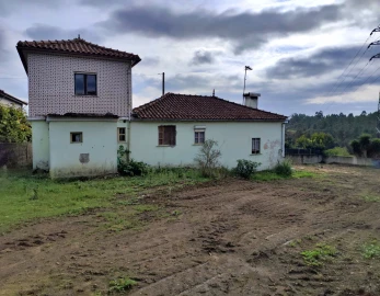 Moradia T3 para Venda em Lama