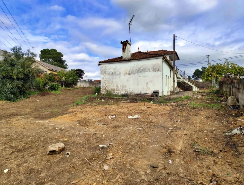 Moradia T3 para Venda em Lama Foto 14