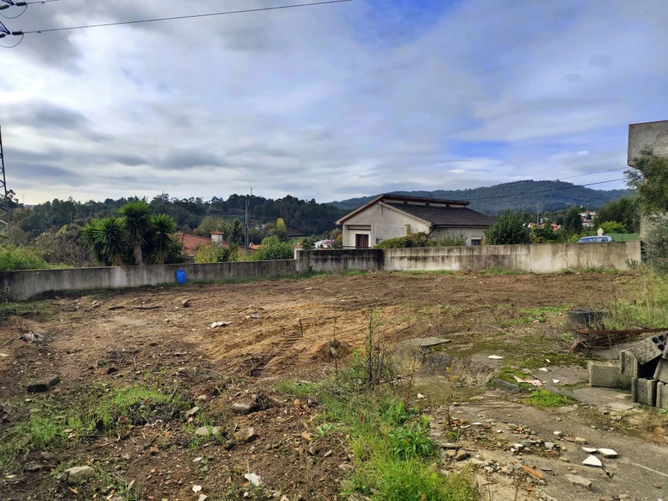 Moradia T3 para Venda em Lama Foto 21