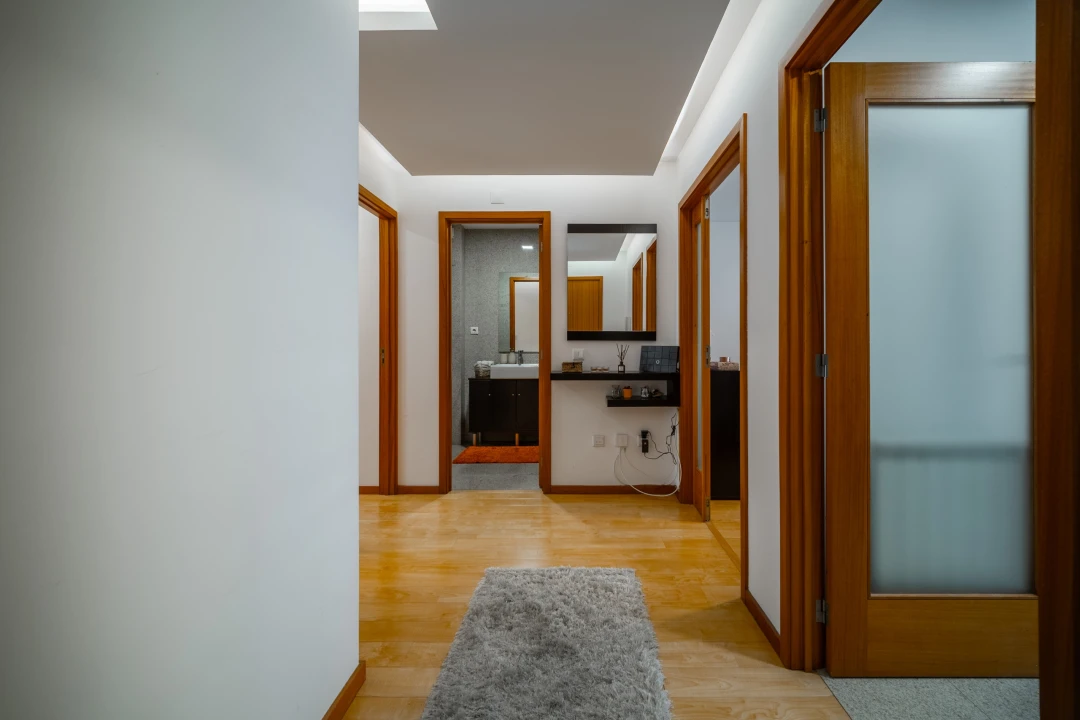 Apartamento T2 para Venda em Arcozelo Foto 28