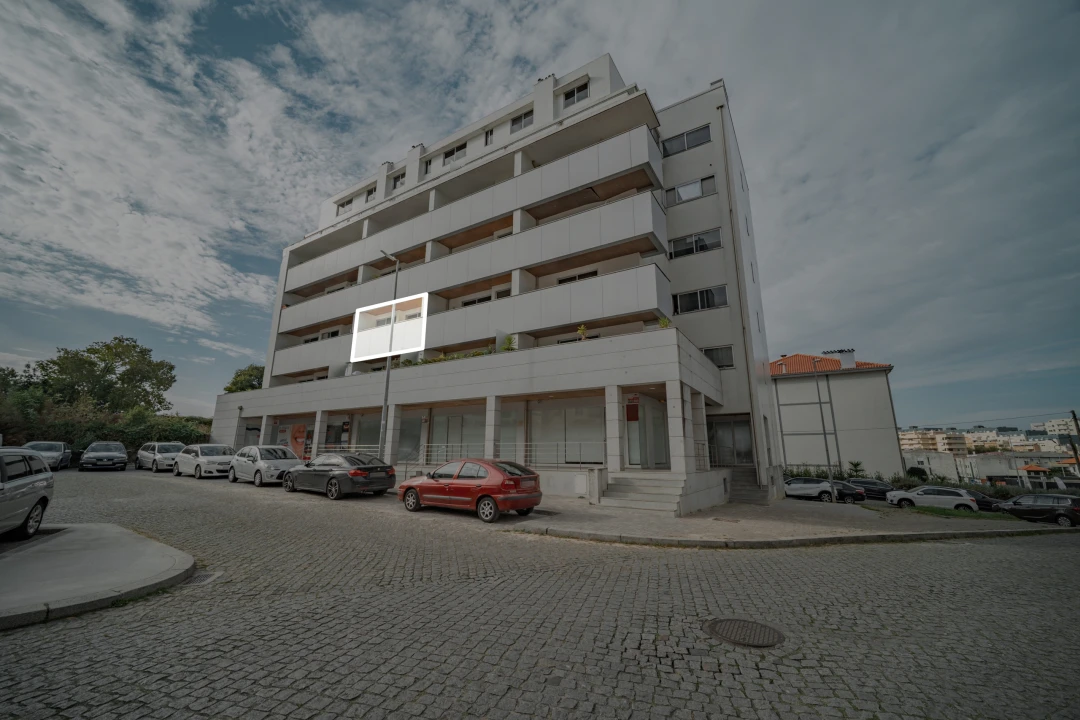 Apartamento T2 para Venda em Arcozelo Foto 21