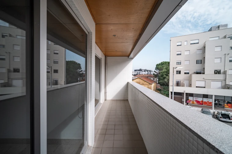 Apartamento T2 para Venda em Arcozelo Foto 8