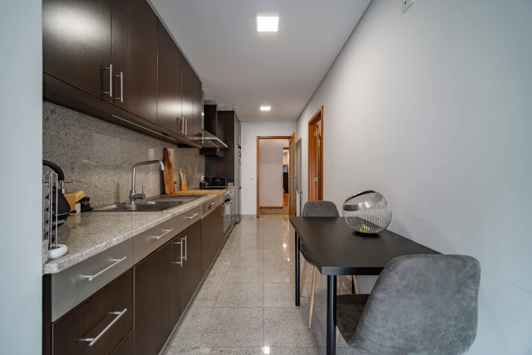Apartamento T2 para Venda em Arcozelo Foto 7