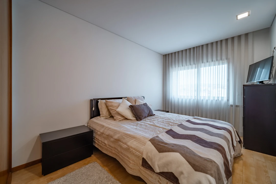 Apartamento T2 para Venda em Arcozelo Foto 25