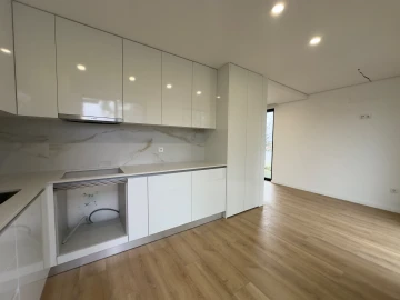 Moradia T2 para Venda em Lijo