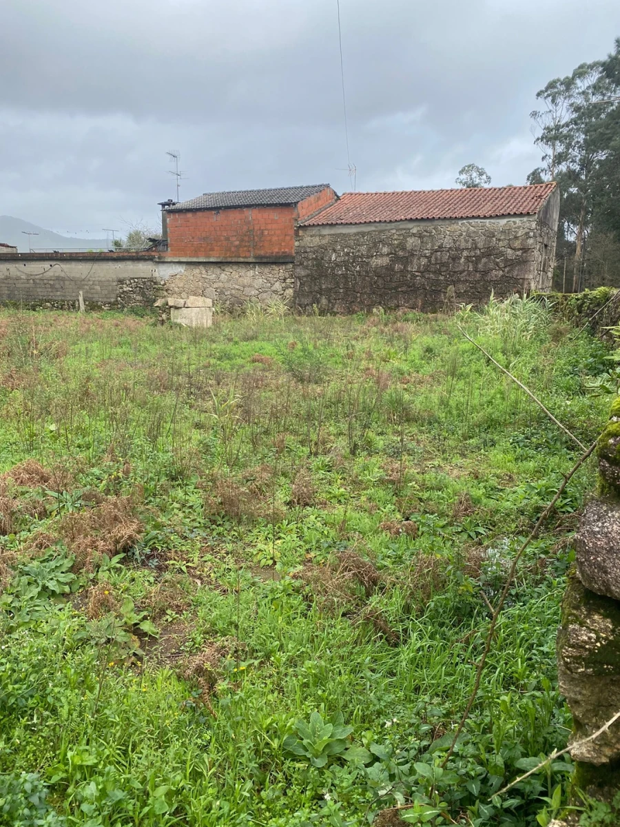 Terreno para Venda em Vila Cova e Feitos Foto 4