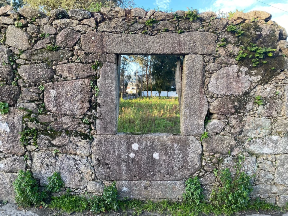 Terreno para Venda em Vila Cova e Feitos Foto 12