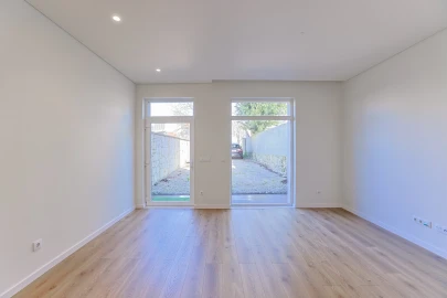 Apartamento T2 para Venda em Braga (Maximinos, Sé e Cividade)