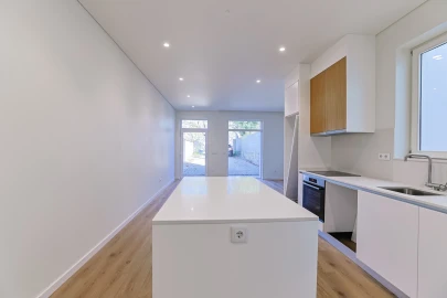 Apartamento T2 para Venda em Braga (Maximinos, Sé e Cividade)