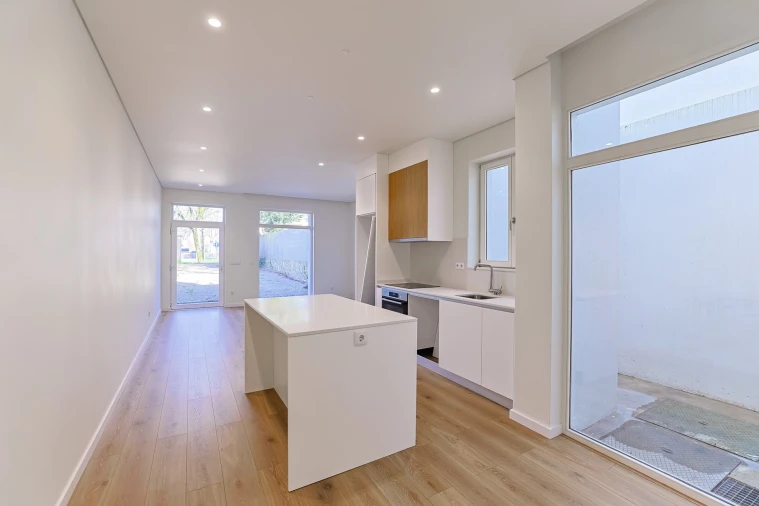 Apartamento T2 para Venda em Braga (Maximinos, Sé e Cividade) Foto 22