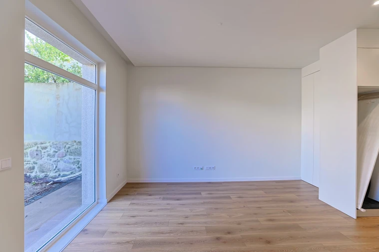 Apartamento T2 para Venda em Braga (Maximinos, Sé e Cividade) Foto 15