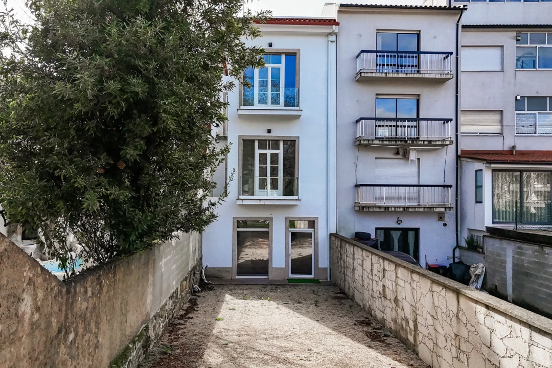 Apartamento T2 para Venda em Braga (Maximinos, Sé e Cividade) Foto 1
