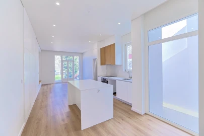 Apartamento T2 para Venda em Braga (Maximinos, Sé e Cividade)