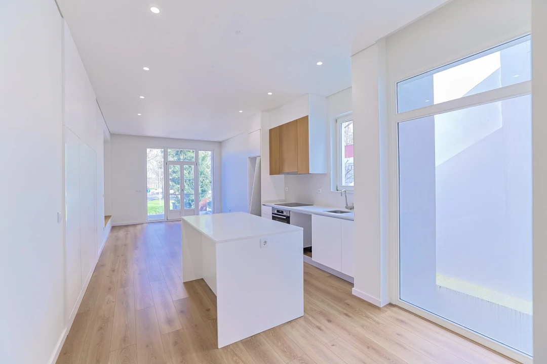 Apartamento T2 para Venda em Braga (Maximinos, Sé e Cividade) Foto 1