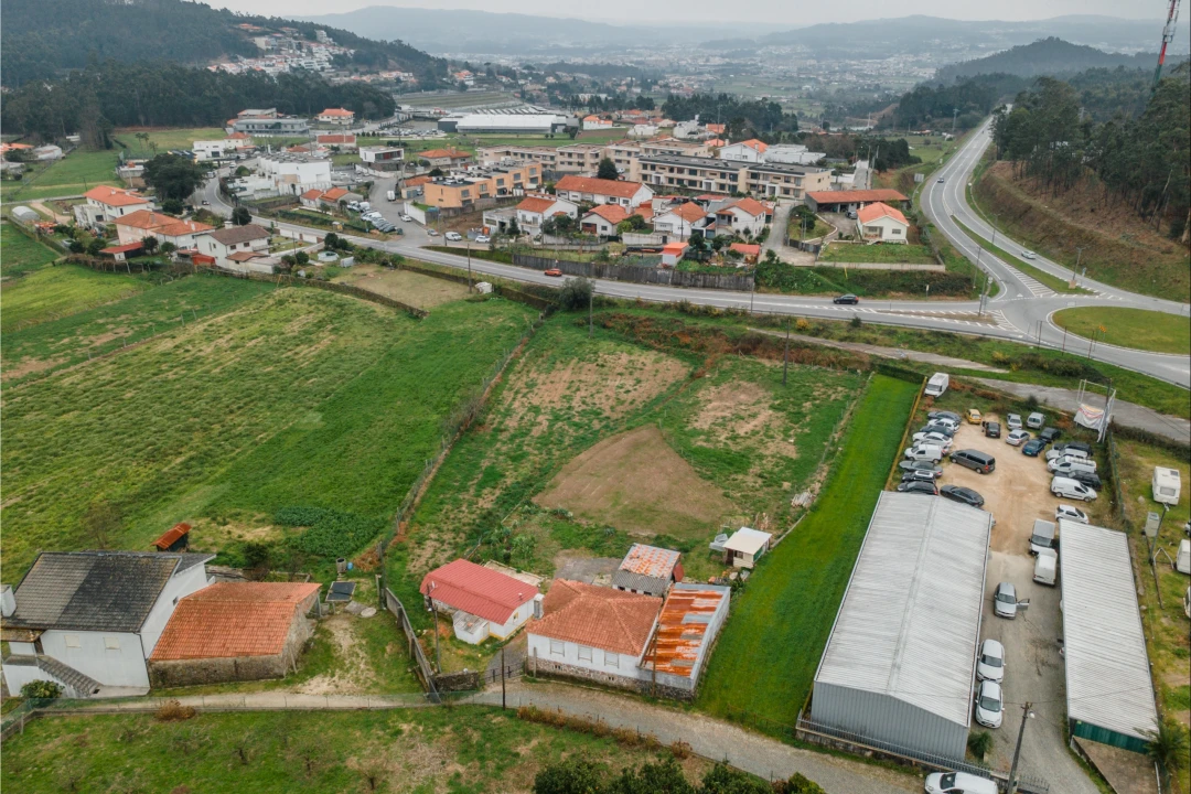 Terreno para Venda em Tamel (Santa Leocádia) e Vilar do Monte Foto 14