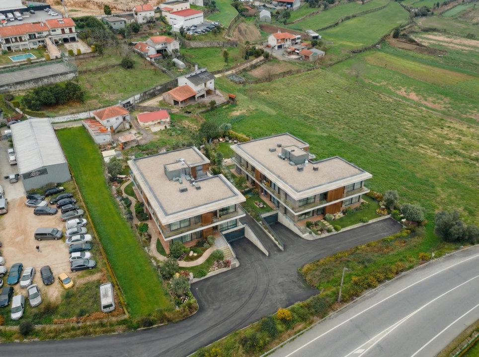 Terreno para Venda em Tamel (Santa Leocádia) e Vilar do Monte Foto 1