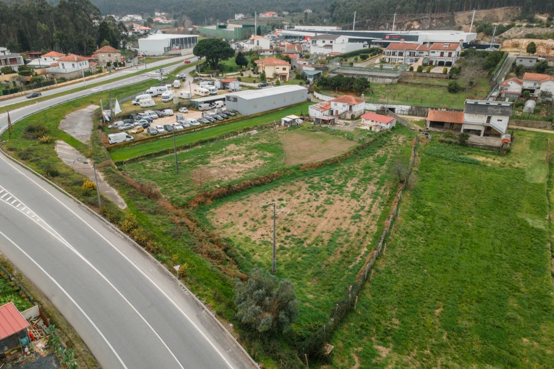 Terreno para Venda em Tamel (Santa Leocádia) e Vilar do Monte Foto 9