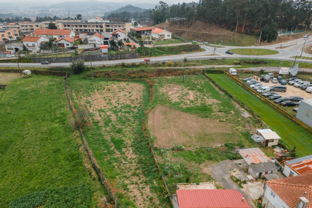 Terreno para Venda em Tamel (Santa Leocádia) e Vilar do Monte Foto 12