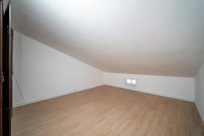 Apartamento T1 para Venda em Arcozelo