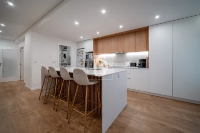 Apartamento T3 para Venda em Arcozelo