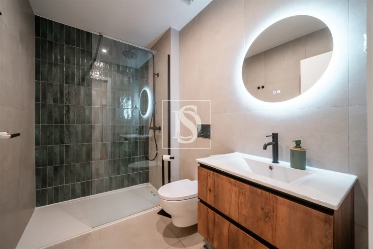 Apartamento T3 para Venda em Arcozelo Foto 8