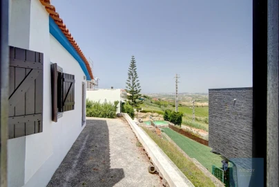 Moradia T2 para Venda em Encarnação